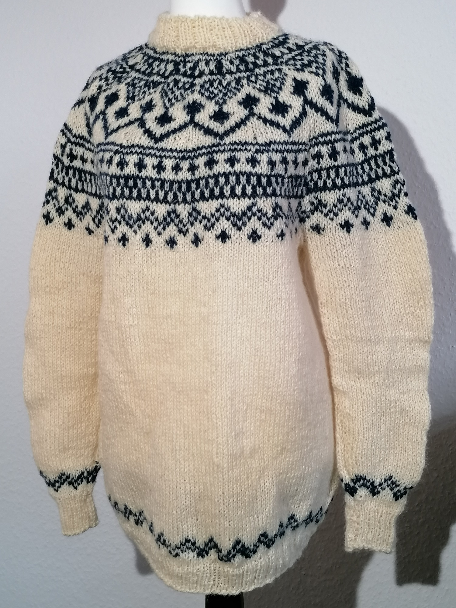weiß blauer Isländer 1